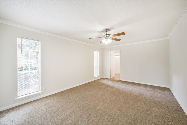Building Photo - 1011 Baltic Ln