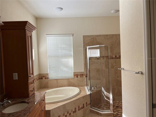 Building Photo - 6970 Scrub Jay Dr
