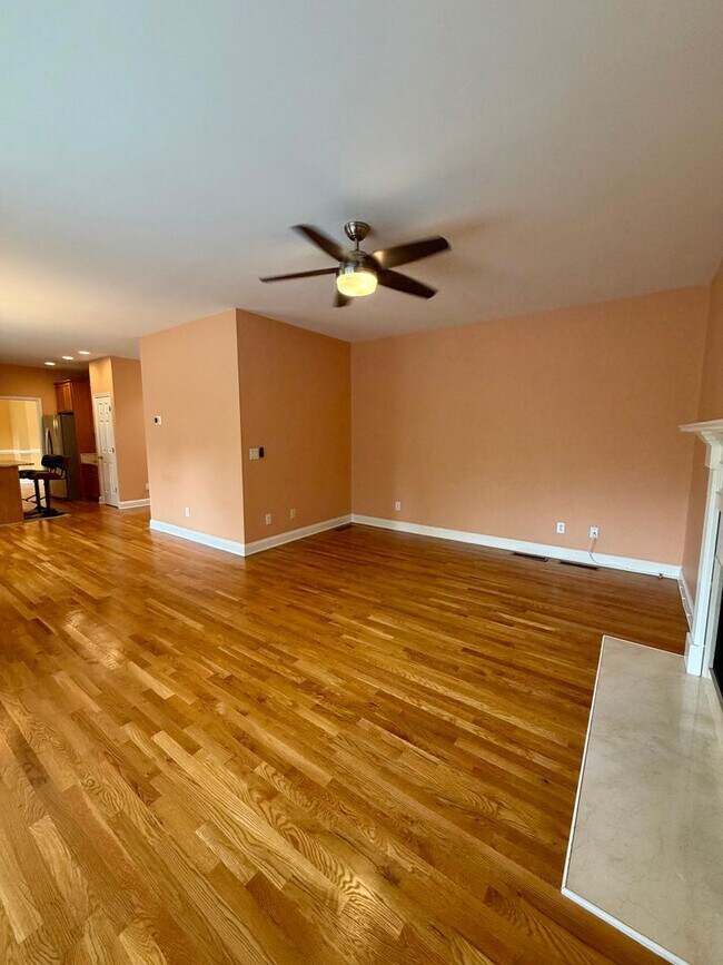 Building Photo - Stunning 5BR Retreat in Gated Village at Telfair