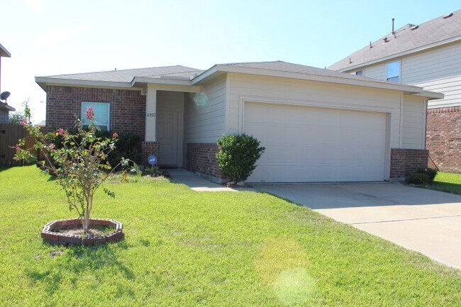 Primary Photo - 6907 Silver Trace Ct