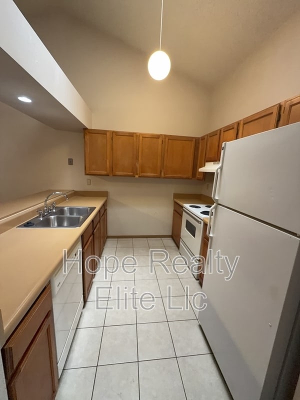 Building Photo - 4537 Lamplighter Cir