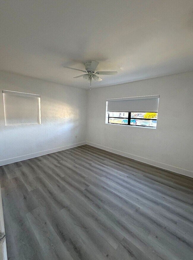 Building Photo - 9900 Dominican Dr