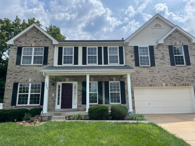 Primary Photo - 3802 Scarlet Oak Dr