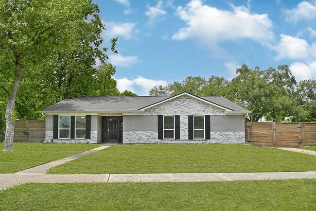 Building Photo - 9214 McAfee Dr