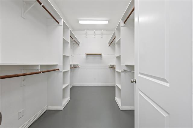 Building Photo - 5700 Ridgerock Ct