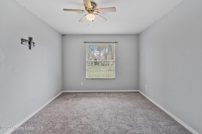 Building Photo - 1240 Ambra Dr