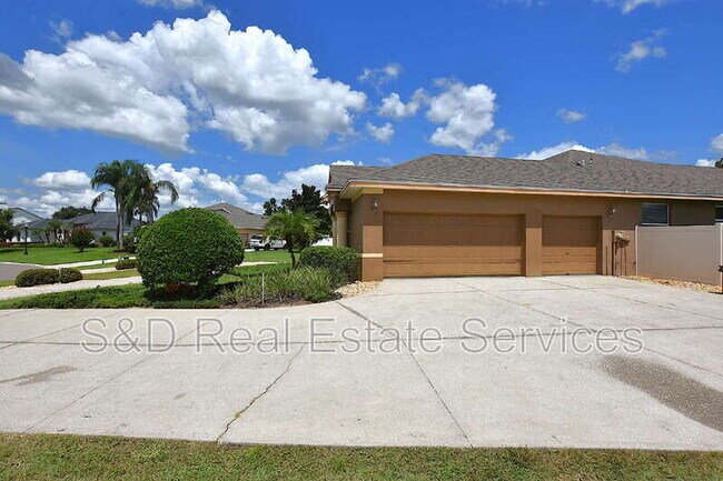 Building Photo - 3203 Highlands Lakeview Cir
