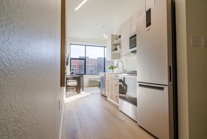 Building Photo - Urban Loft Co-Fayetteville-Utilities Included