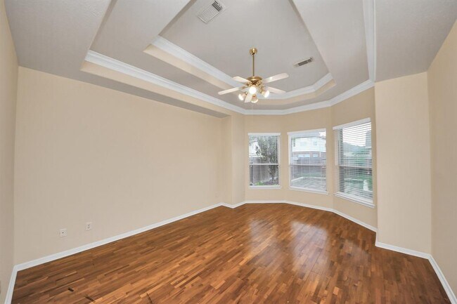 Building Photo - 930 Allisa St
