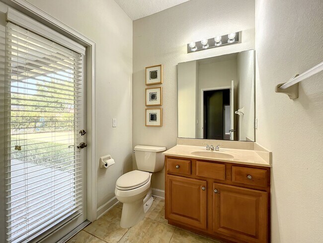 Building Photo - Gated, Lake Nona Luxury