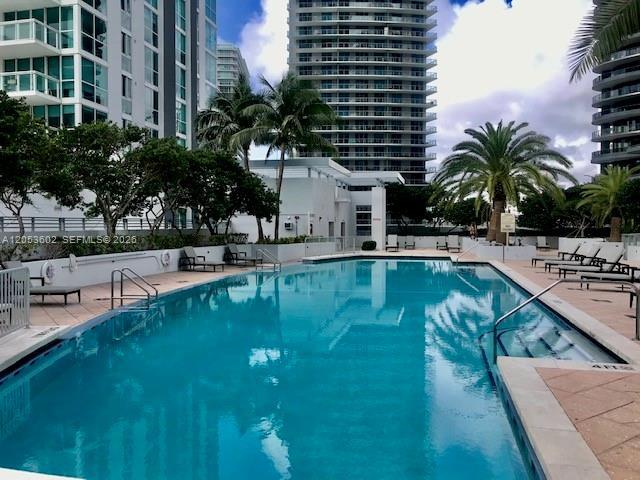Building Photo - 1060 Brickell Ave