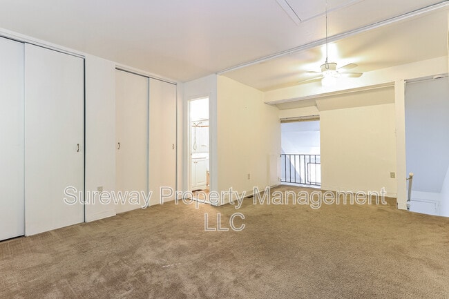 Building Photo - 78 Chelsea Cir