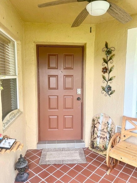 Building Photo - 6817 Barnwell Dr