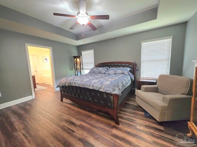 Building Photo - 197 Millet Cir