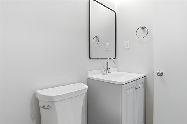 Building Photo - 1474 Marsh Rd