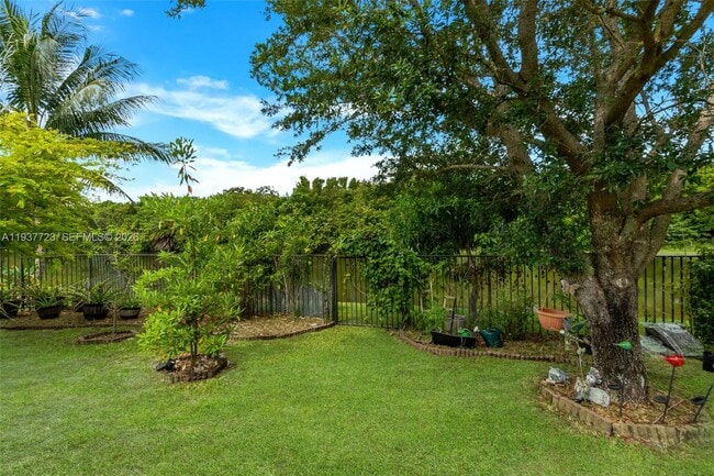 Building Photo - 4038 NW 85th Ave