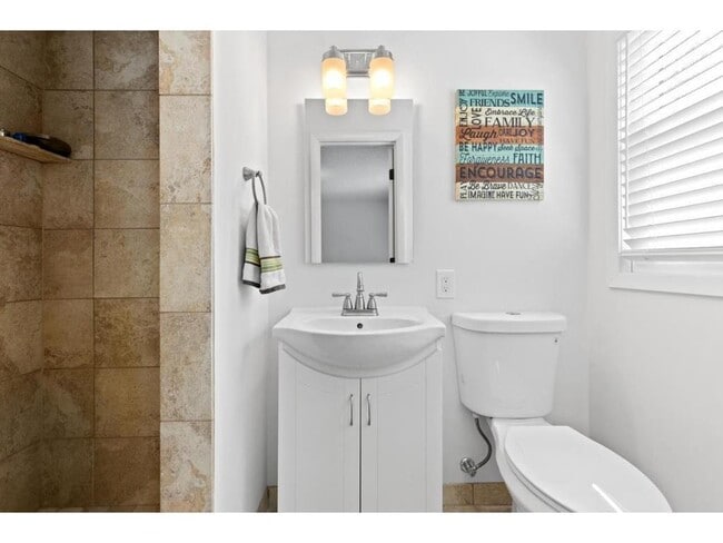 Building Photo - 25455 Nelsine Dr