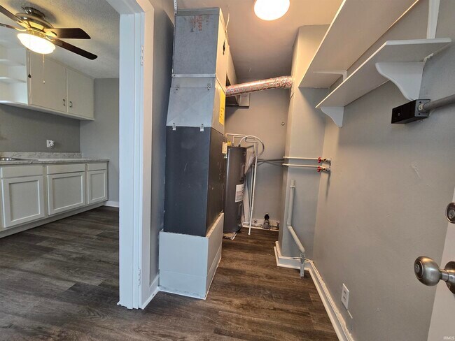 Building Photo - 1155 Hartzell St