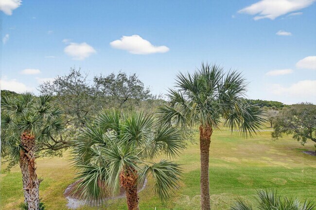 Building Photo - 7835 Lakeside Blvd