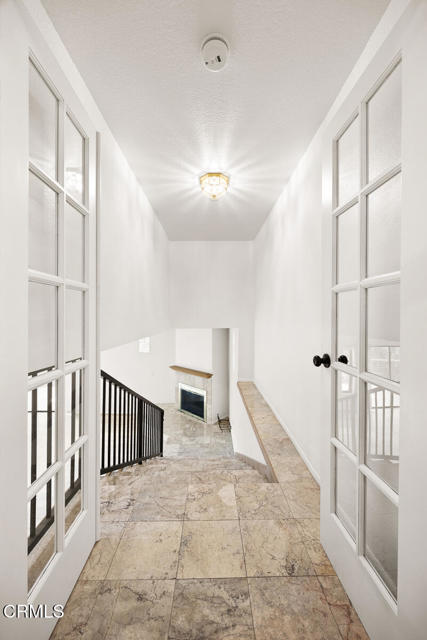 Building Photo - 534 Alta Vista Ave