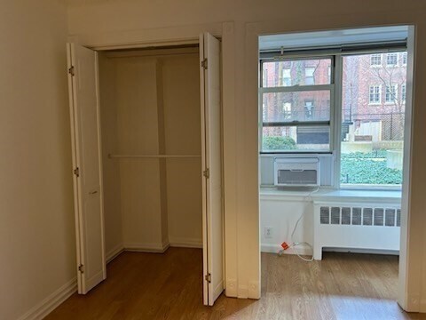 Building Photo - 145 Pinckney St