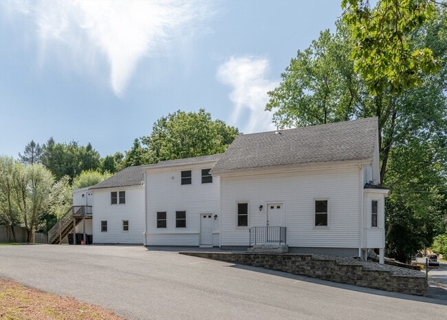 Primary Photo - 56 Pine St