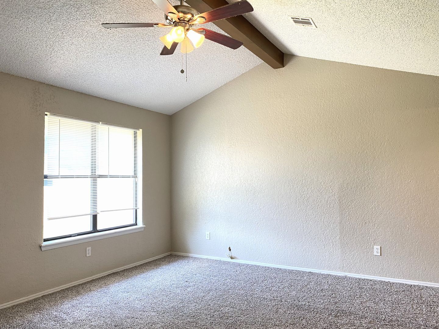 Building Photo - 1120 SW 101st St