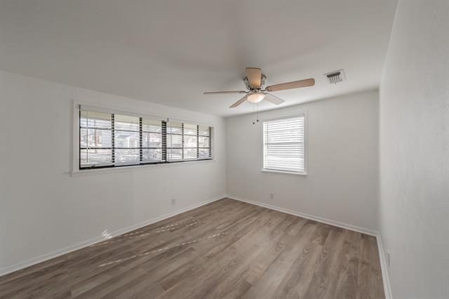 Building Photo - 227 S Justin Ave