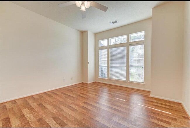 Building Photo - 13130 Georgetown Dr