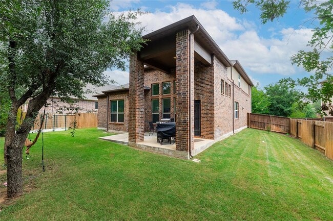 Building Photo - 4421 Casa Robles Dr