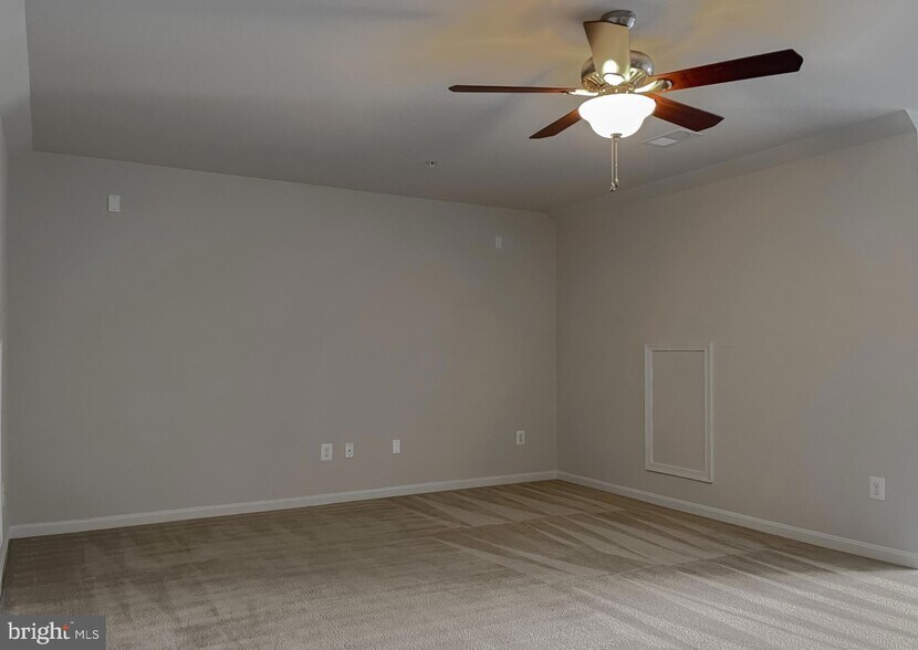 Building Photo - 44017 Swift Fox Dr