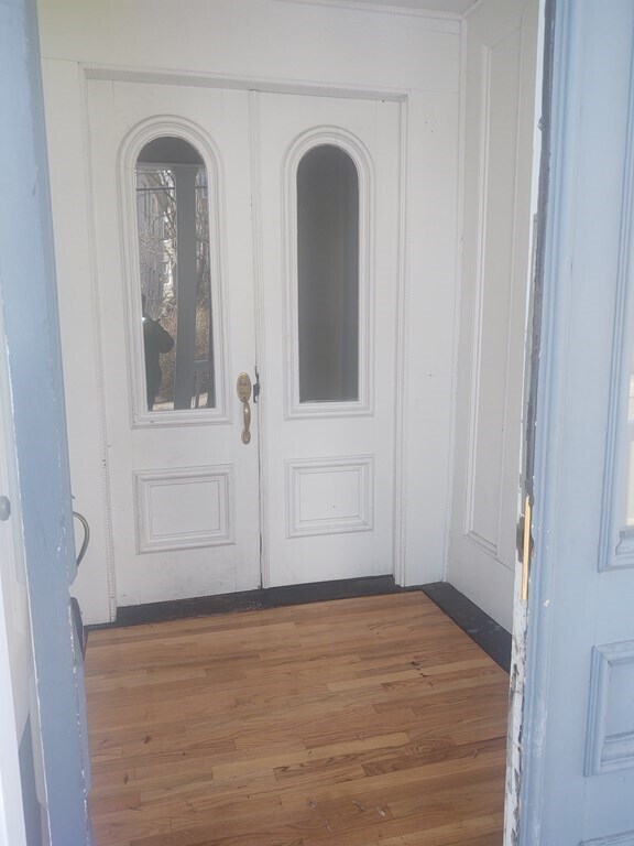 Building Photo - 18 Belmont St