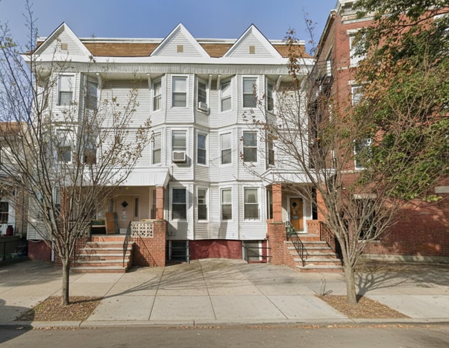 Building Photo - 47 Liberty Ave