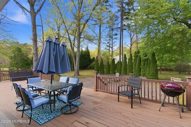 Building Photo - Spacious 3BR Jackson Colonial with Garage