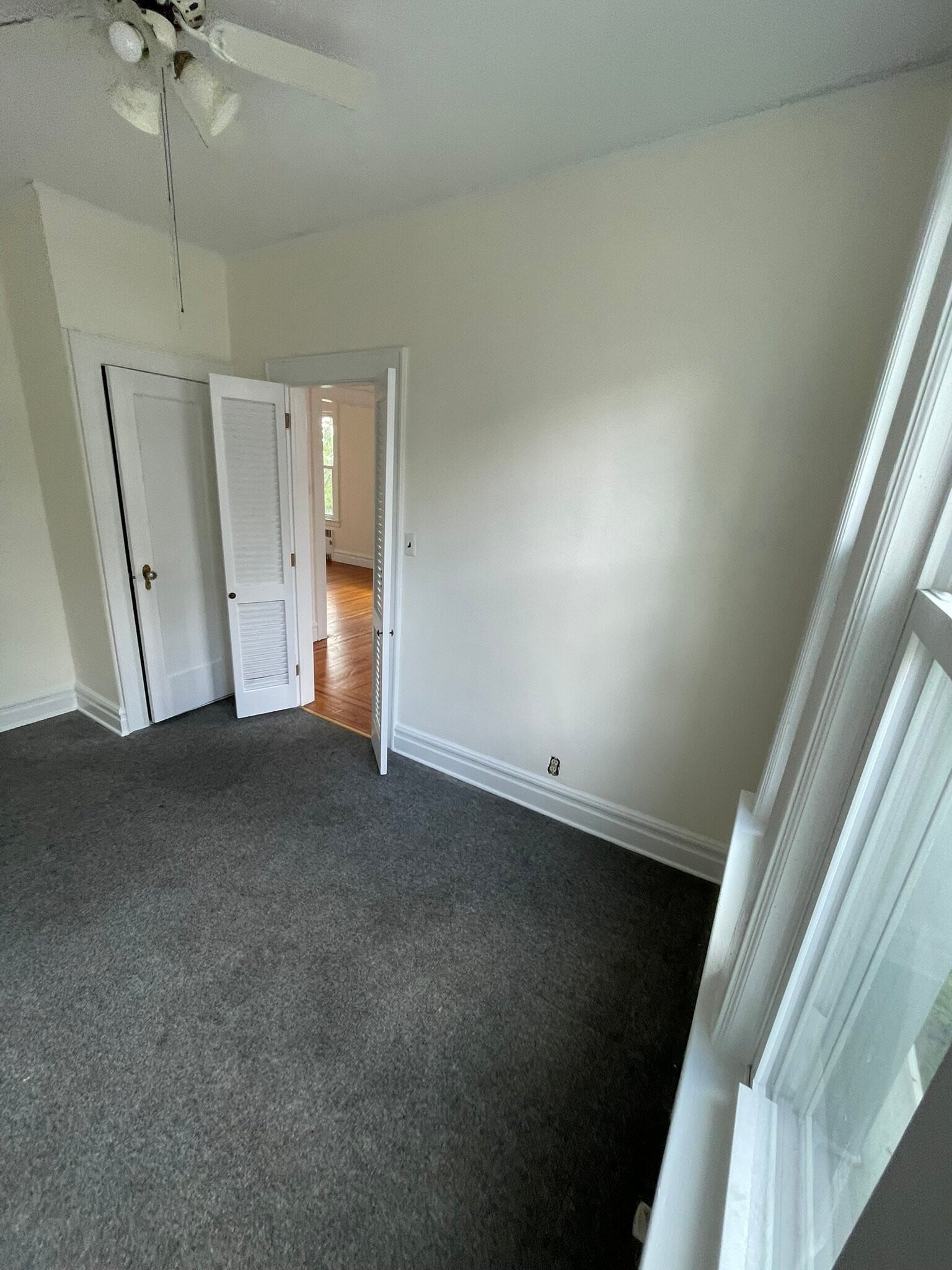 Building Photo - 38 Feiner Pl