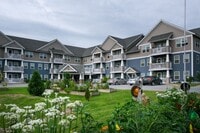 Building Photo - 2 bed, 2 bath independent senior living (55+ years of age) heat, hot water, & electricity include...