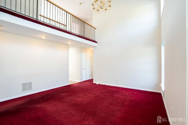 Building Photo - 27 Samantha Dr