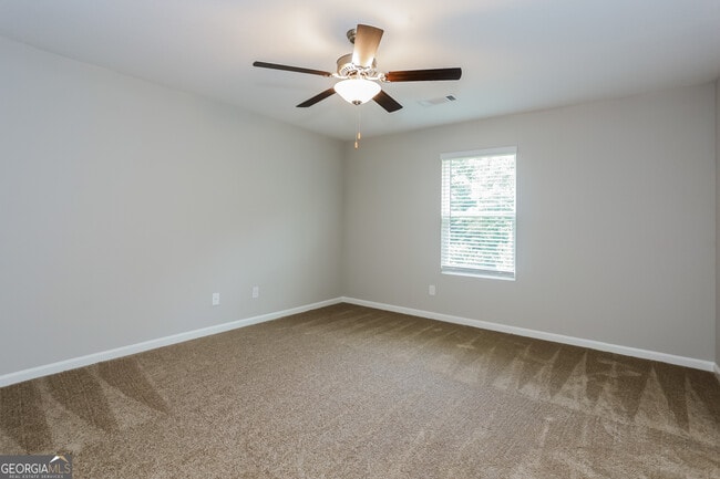 Building Photo - 522 Firethorn Ct