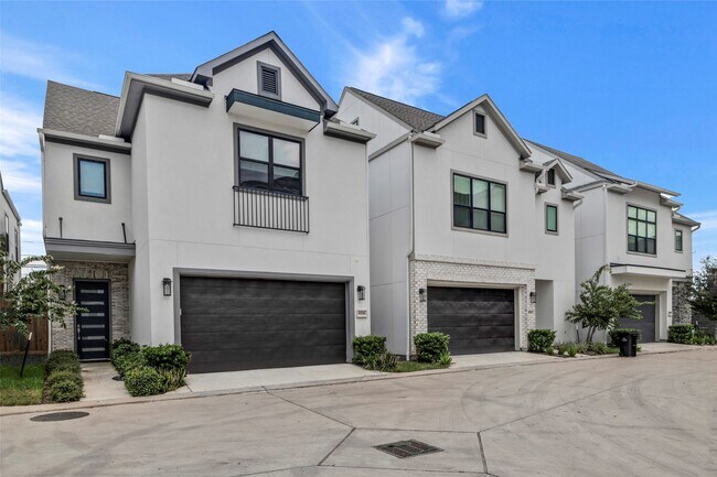 Building Photo - 8706 Ojeman Crk Ln