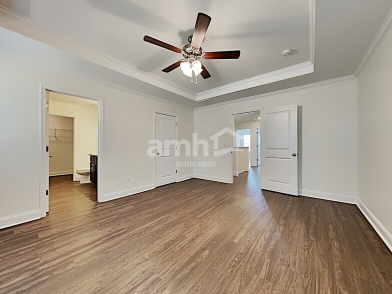 Building Photo - 308 Bering Ln