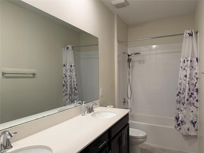Building Photo - 8513 Golf Wy