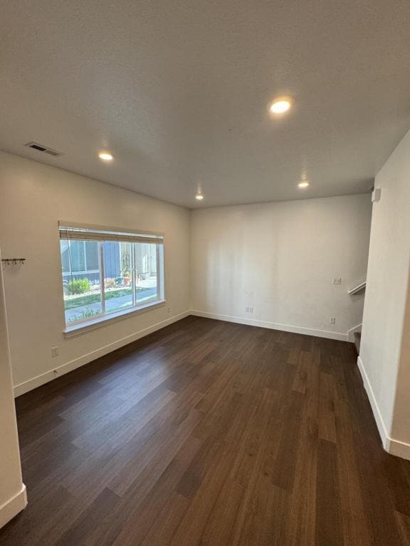 Building Photo - 270 E 1825 N
