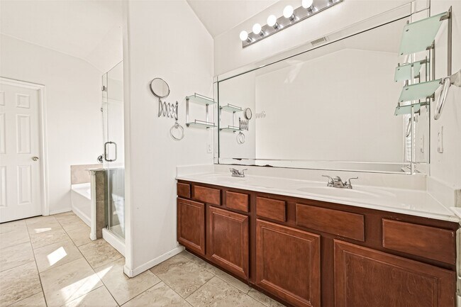 Building Photo - 25135 Florina Ranch Dr