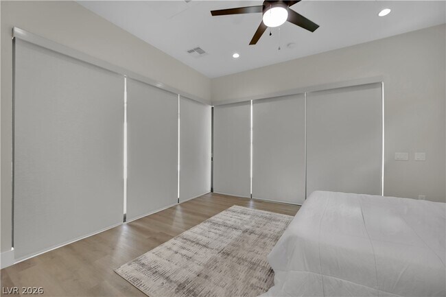 Building Photo - 10973 Horizon Ledge Ave