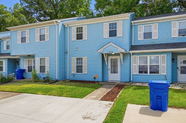 Building Photo - 5475 Davis Way