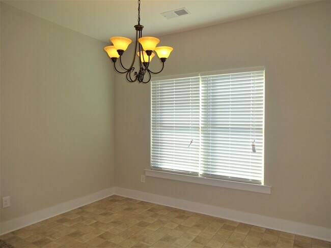 Building Photo - Home for rent in Calera, AL! Available to View Now!!!