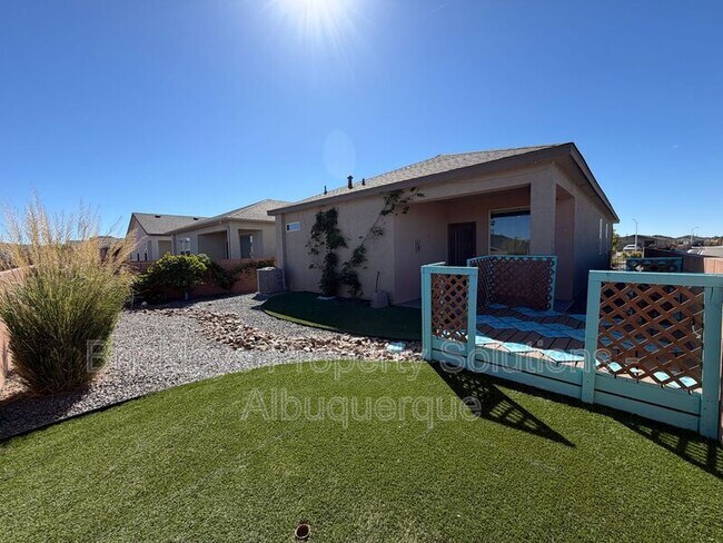 Building Photo - 4875 Mount Salas St NE