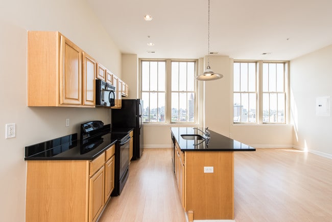 Building Photo - City View Lofts