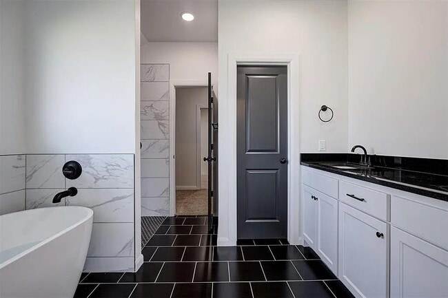 Building Photo - 2008 W Flintlock Wy