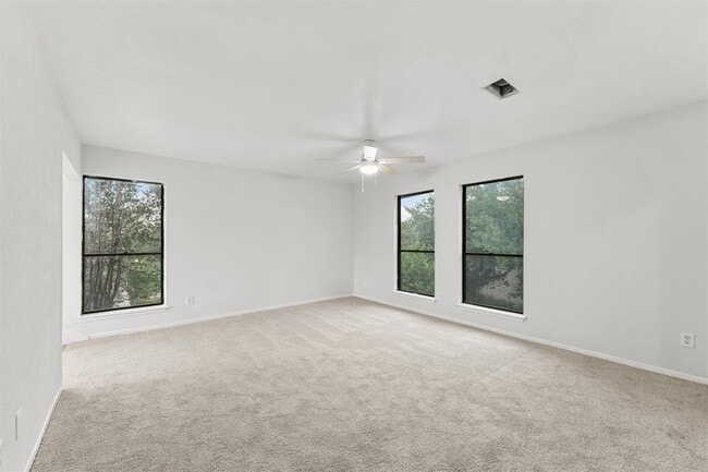 Building Photo - 18118 Lakeside Ln